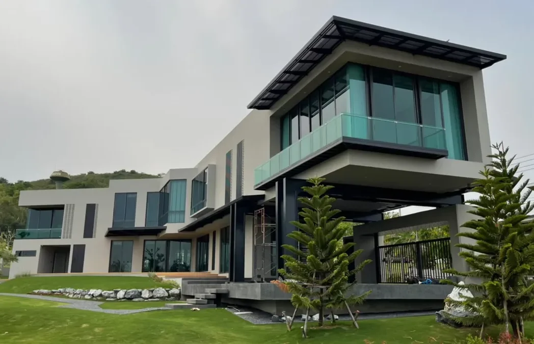 Tanapong Villa